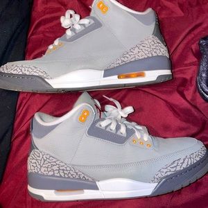 Jordan 3’s Cool Grey 2021 SIZE 11 IN MENS